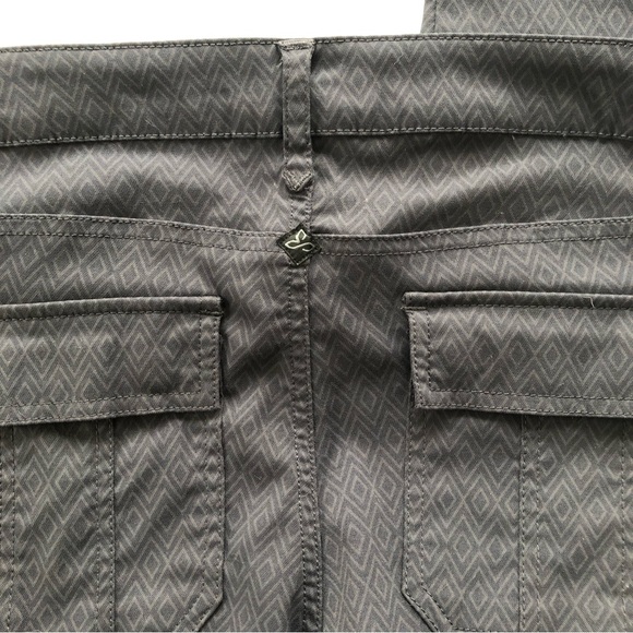 Prana Meme Pants Womens Gray Quartz Outdoors Cargo Diamond Print SZ 4 - Picture 4 of 8